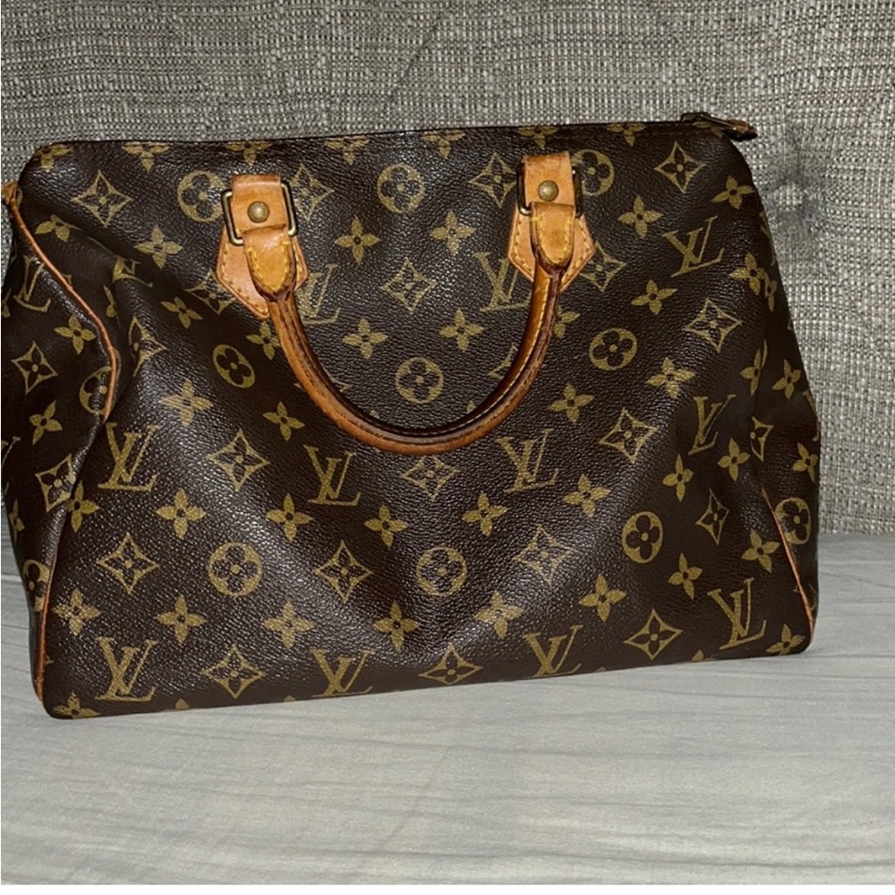 Authentic Louis Vuitton Speedy 30
